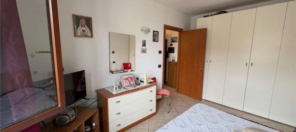 Apartamento T2 em Boltiere, Italy N.º 316086 16