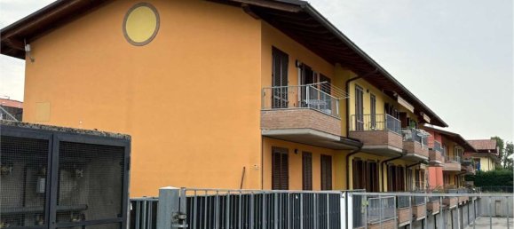 Apartamento T2 em Boltiere, Italy N.º 316086 4