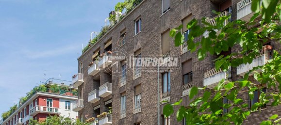 Apartamento de 3 dormitorios en Milan, Italy No. 362692 8