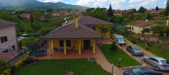 Вилла с 8 комнатами в Лариано, Италия № 308907 2