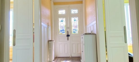 8 bedrooms House in Chartres, France No. 69646 2