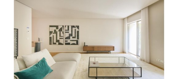2 bedrooms Apartment in Lisbon, Portugal No. 118974 8
