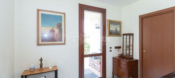 5 rooms Villa in Rivolta d'Adda, Italy No. 135776 11