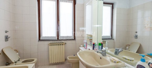 5 rooms Villa in Rivolta d'Adda, Italy No. 135776 24