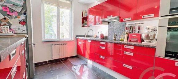 4 bedrooms House in Nancy, France No. 313809 8