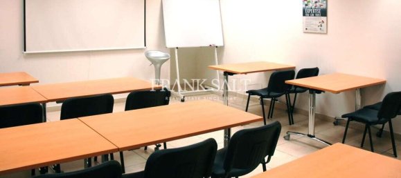 740m² Office in Swatar, Malta No. 11952 6