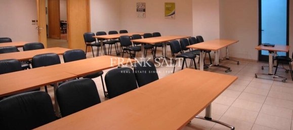 740m² Office in Swatar, Malta No. 11952 5