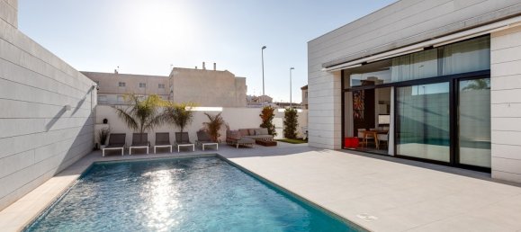 3 bedrooms Villa in Pilar de la Horadada, Spain No. 6025 2