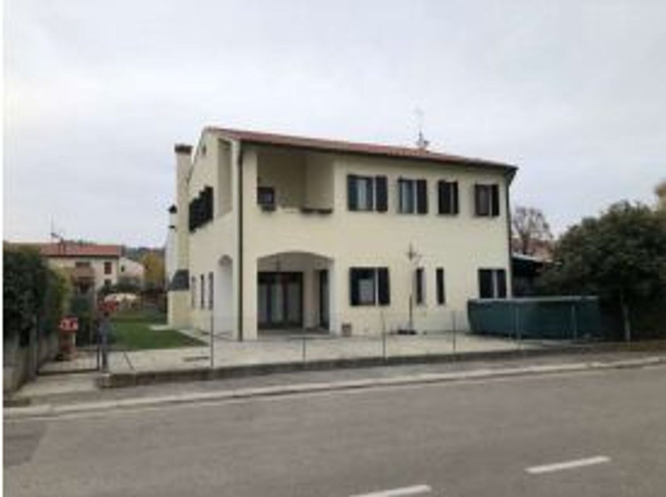 10 bedrooms House in Nervesa della Battaglia, Italy No. 381622