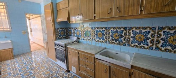 Квартира с 4 спальнями в Валенсия, Испания № 178566 2