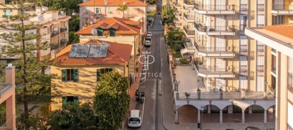 3 bedrooms Villa in Bordighera, Italy No. 370933 3