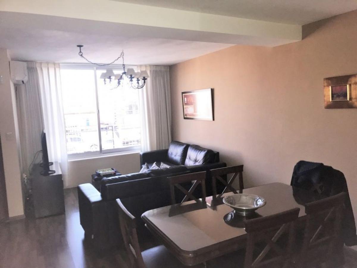 3 bedrooms House in Montevideo, Uruguay No. 8743