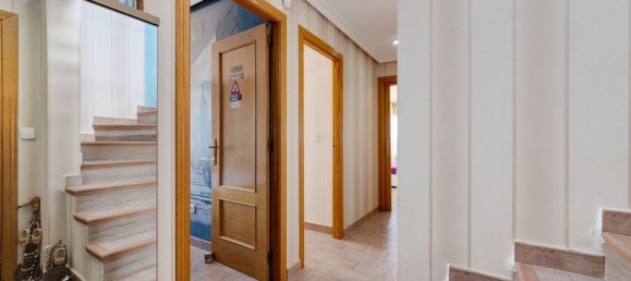 Ático de 3 dormitorios en Guardamar del Segura, Spain No. 176308 9