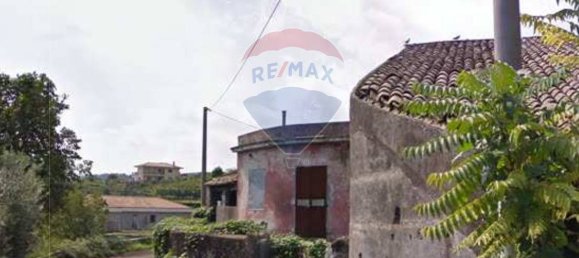 3 bedrooms House in Santa Venerina, Italy No. 332561 5