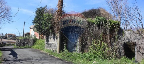 3 bedrooms House in Santa Venerina, Italy No. 332561 3