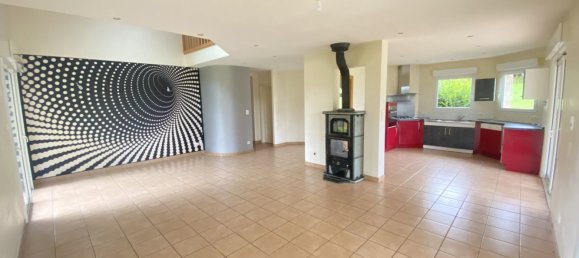 5 bedrooms House in Vosges, France No. 63396 4