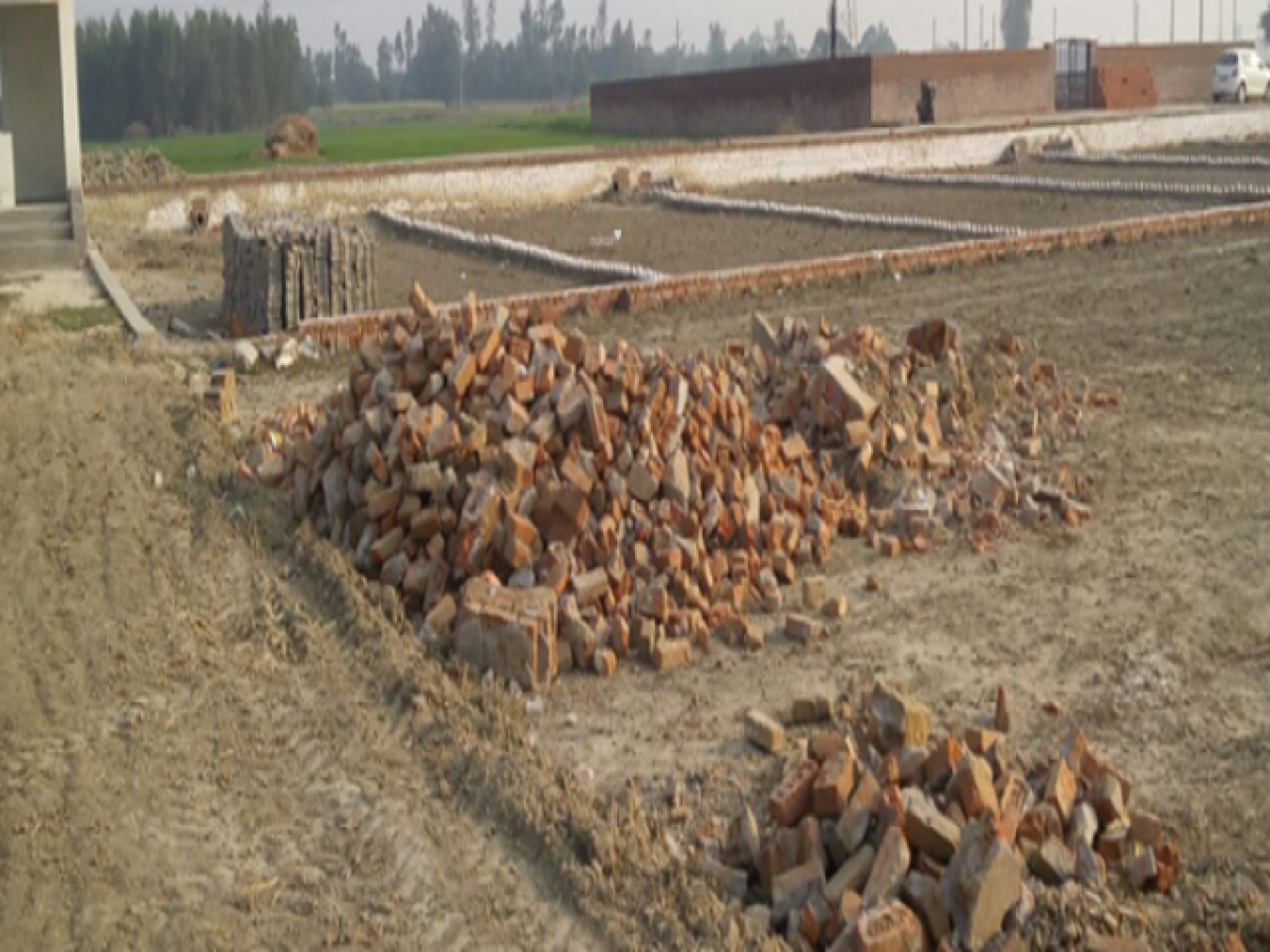 Terrain à Lucknow, India No. 33468