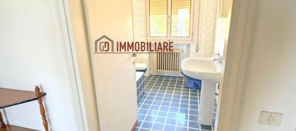 5 bedrooms House in Castelfranco Veneto, Italy No. 381178 16