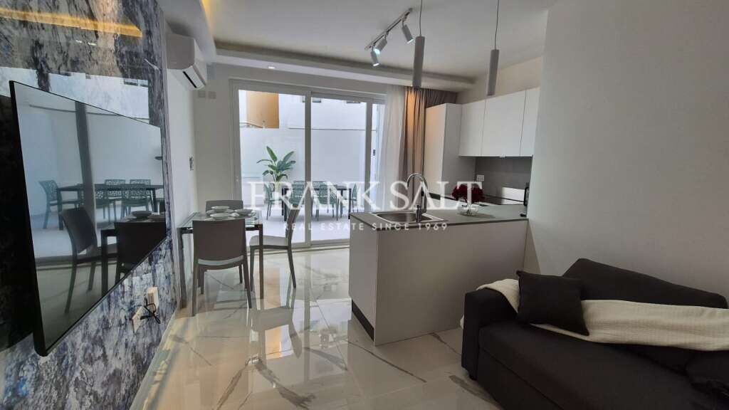 2 Schlafzimmer Maisonette-Wohnung in Gzira, Malta, Nr. 11411