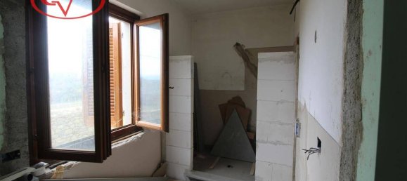 4 bedrooms Villa in Loro Ciuffenna, Italy No. 147981 25