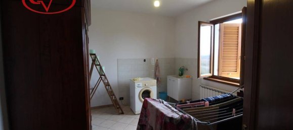 4 bedrooms Villa in Loro Ciuffenna, Italy No. 147981 35