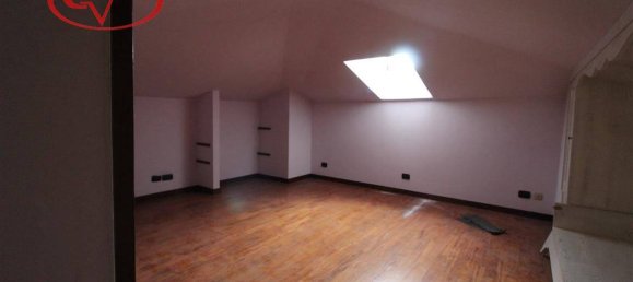 4 bedrooms Villa in Loro Ciuffenna, Italy No. 147981 4