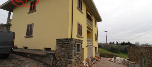 4 bedrooms Villa in Loro Ciuffenna, Italy No. 147981 18