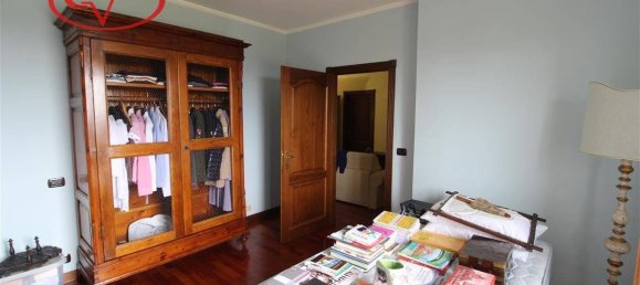 4 bedrooms Villa in Loro Ciuffenna, Italy No. 147981 36