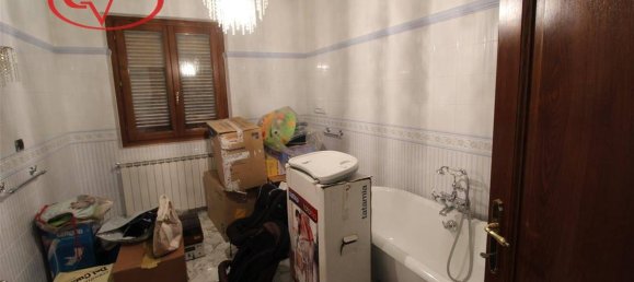 4 bedrooms Villa in Loro Ciuffenna, Italy No. 147981 30