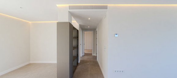 2 bedrooms Penthouse in Marbella, Spain No. 123093 33