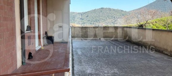 4 rooms Apartment in Montelanico, Italy No. 33519 7