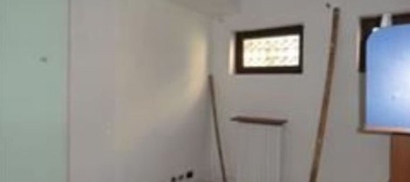 3 rooms Apartment in Muggiò, Italy No. 6171 25