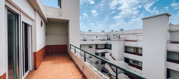 3 bedrooms Penthouse in Marbella, Spain No. 153521 3