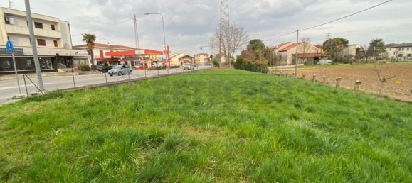 622m² Land in Quinto Vicentino, Italy No. 152317 2