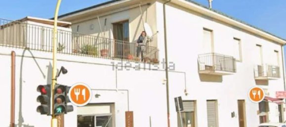 4 rooms Apartment in Pisa, Italy No. 263031 5