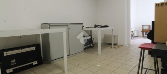 400m² Commercial property in Brescia, Italy No. 142434 8
