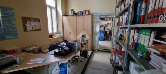 400m² Commercial property in Brescia, Italy No. 142434 3
