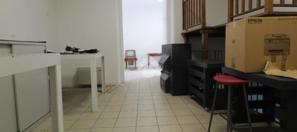 400m² Commercial property in Brescia, Italy No. 142434 19