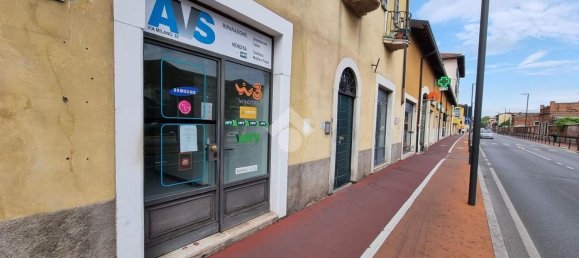 400m² Commercial property in Brescia, Italy No. 142434 21