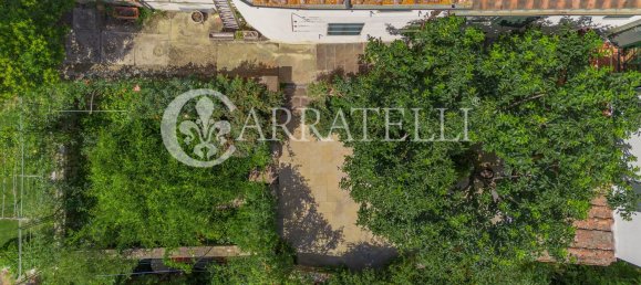 Apartamento de 17 dormitorios en Rignano sull'Arno, Italy No. 317264 11