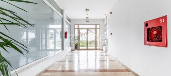 17m² Office in Sobreira, Portugal No. 50552 2