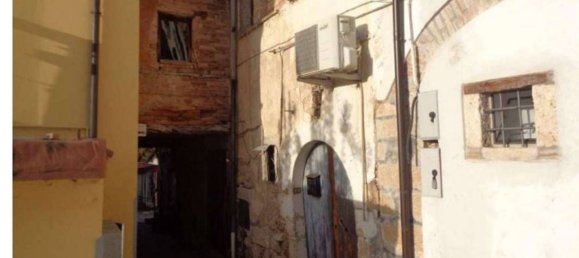 3 rooms Apartment in Folignano, Italy No. 263592 9