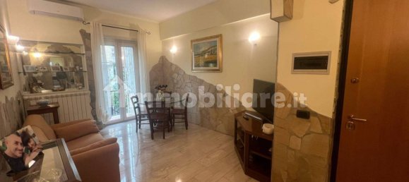 Apartamento de 2 dormitorios en Rome, Italy No. 216402 3