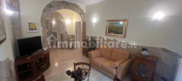 Apartamento de 2 dormitorios en Rome, Italy No. 216402 4