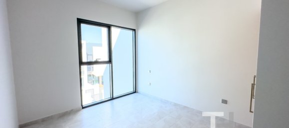 Таунхаус с 3 спальнями в Dubai Land, ОАЭ № 28930 11