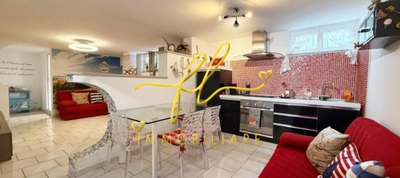 Apartamento de 2 divisões em Cecina, Italy N.º 11859 16