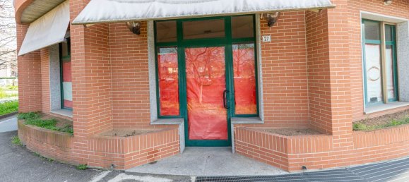 102m² Commercial property in Gessate, Italy No. 122309 6
