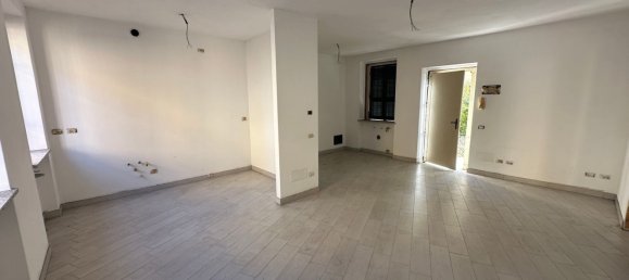 2غرفة شقة في Castelvetro Piacentino, Italy رقم 150754 11