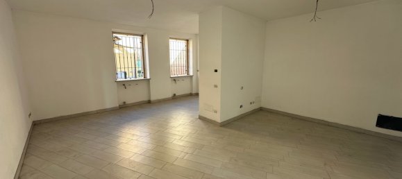 2غرفة شقة في Castelvetro Piacentino, Italy رقم 150754 10