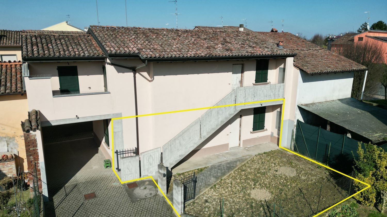 2غرفة شقة في Castelvetro Piacentino, Italy رقم 150754